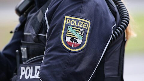 Polizei stop dangerous COVID criminals in Sachsen-Anhalt!