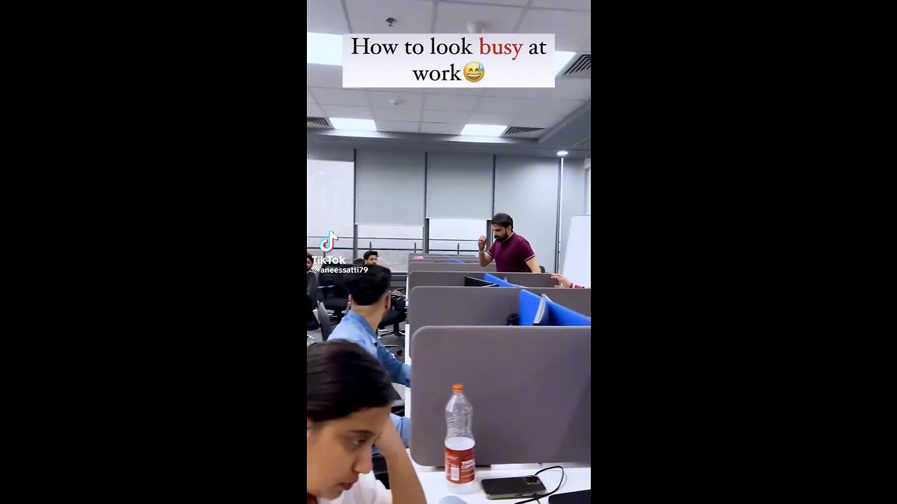 How to look busy in office haha funny