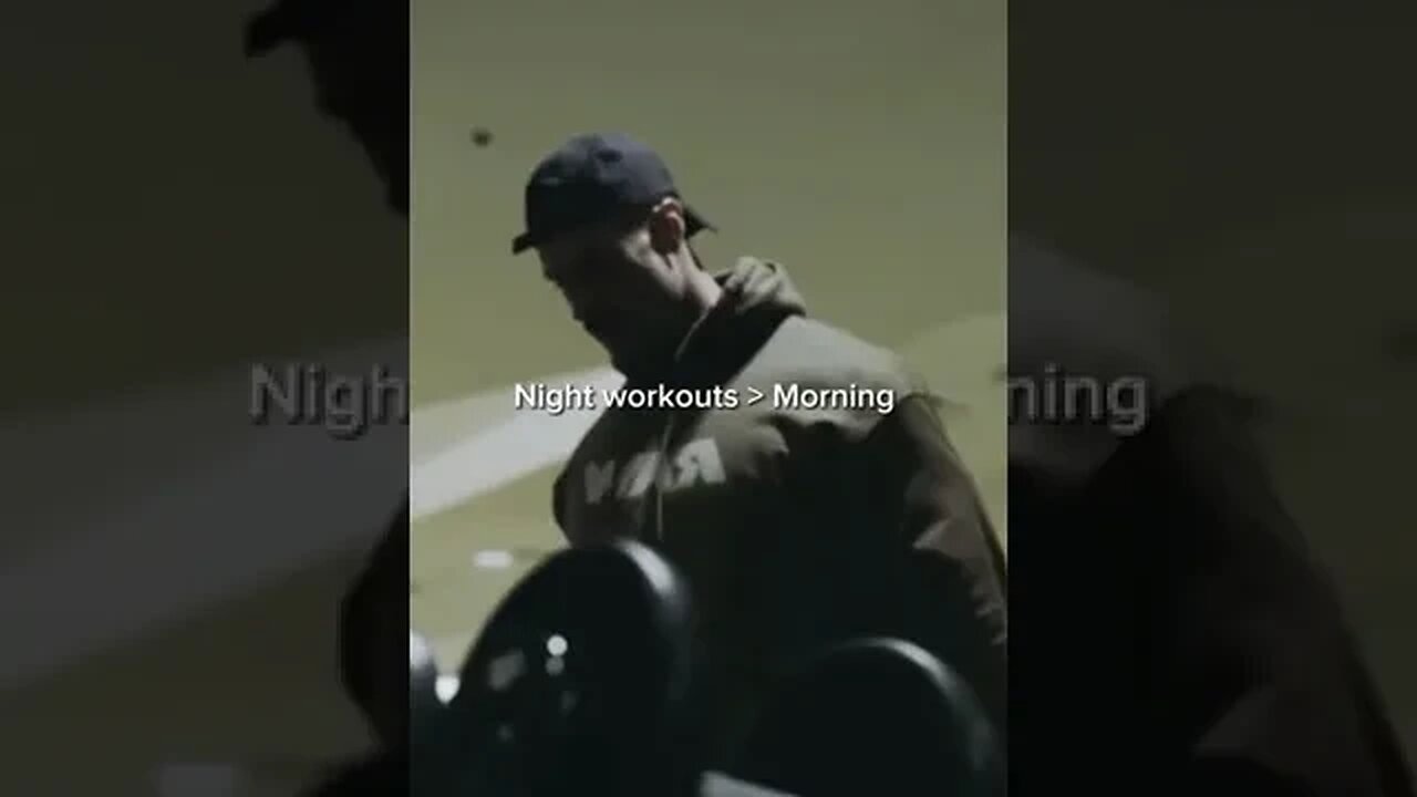 NIGHT WORKOUTS JUST FEEL DIFFERENT. #ZYZZ #BODYBUILDING #AESTHETICS