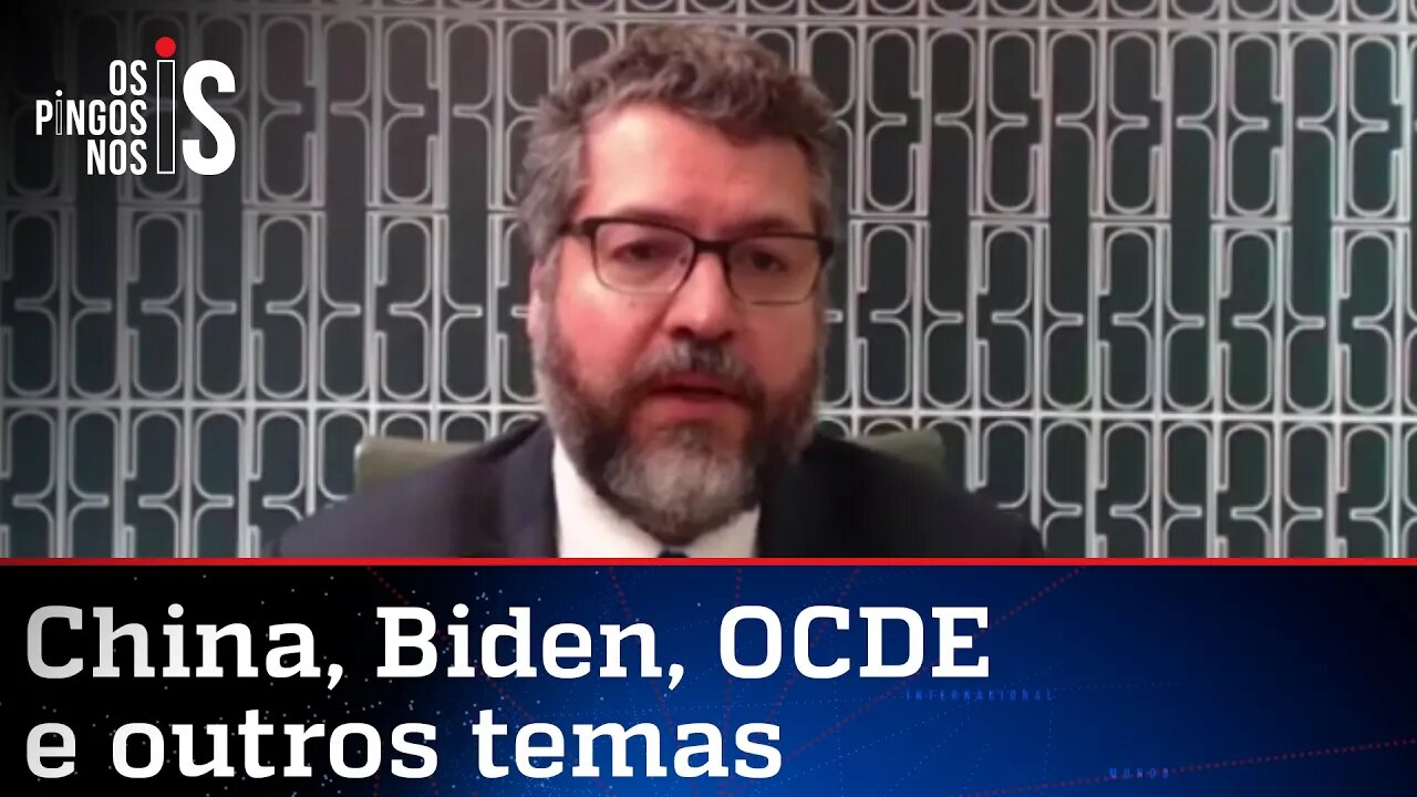 Exclusivo: Ernesto Araújo participa de Os Pingos nos Is