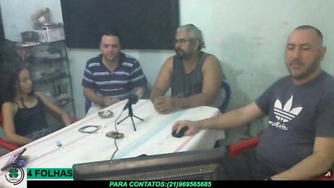 Transmissão ao vivo de 4 FOLHAS