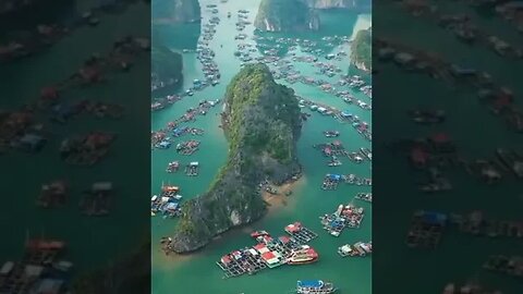Lan Ha Bay, Vietnam.