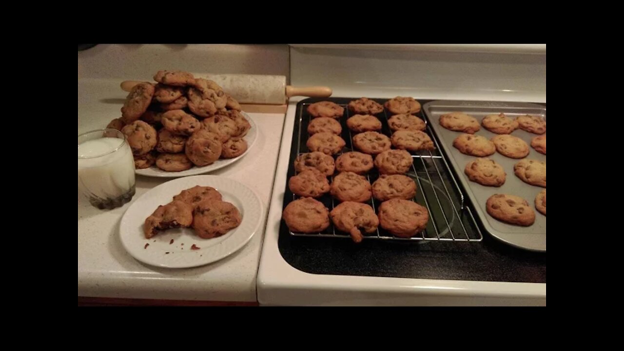 Perfect Chocolate Chip Cookies Like Grandma's - The Hillbilly Kitchen