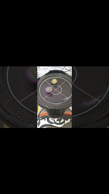 batalha de beyblade fafnir vs joker (essa foi rapida 🔥🙅🏻‍♂️)