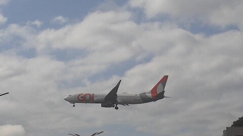 Boeing 737-800 PR-GUY na aproximação final antes de pousar em Manaus vindo de Fortaleza 13022021