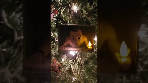 How did John McClane get in my Christmas Tree? #diehard #johnmcclane #brucewillis #unboxing #shorts