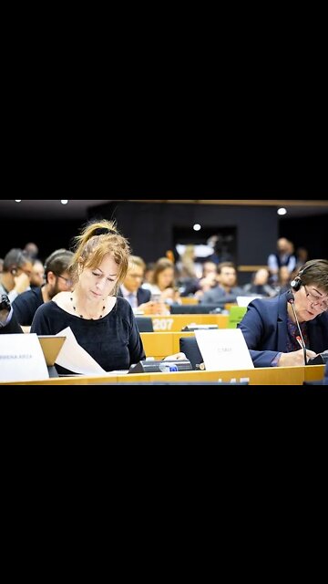 MEP Clare Daly Nominates Julian Assange For The Prestigious Sakharov Prize