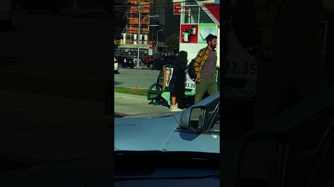 The Beverly Hills Flashing Zombie