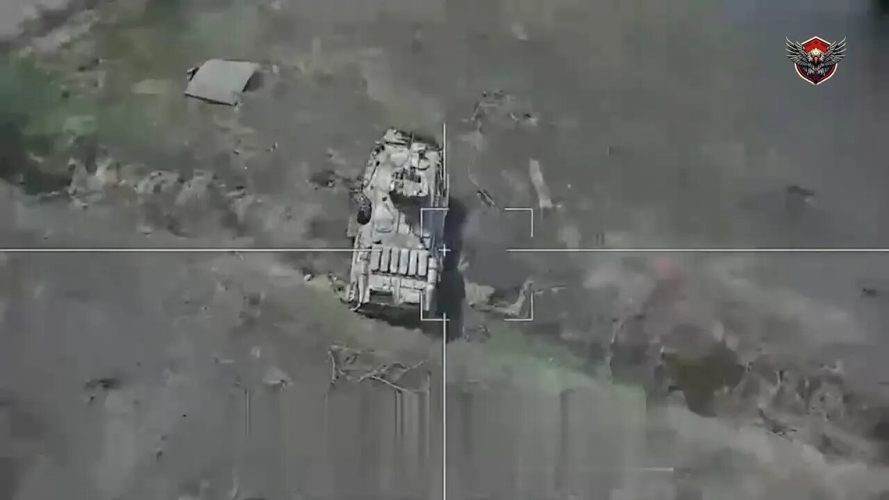 Blind Mode: Russia Blow Up Their Own BTR-82A