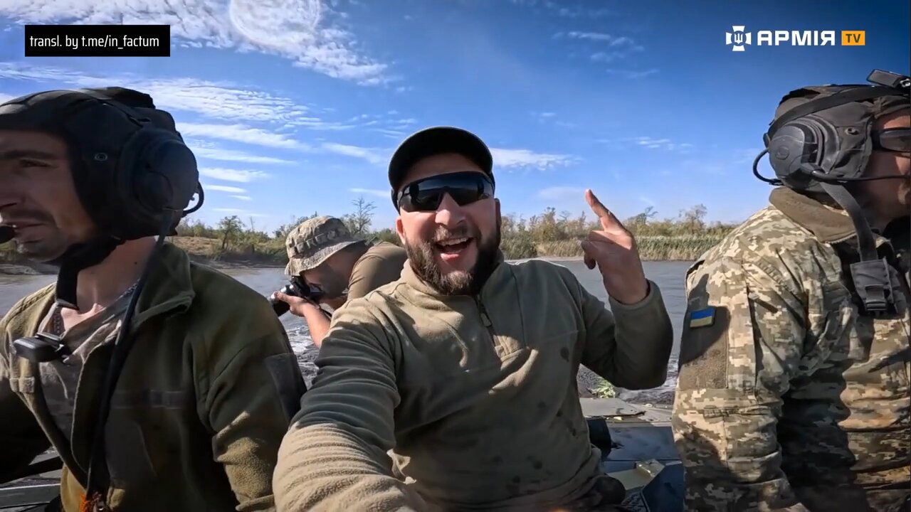 River crossing with German Leopard 2A4 tanks