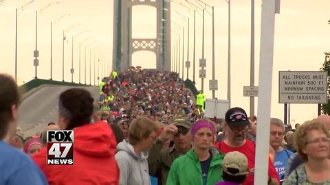 Thousands take part in Labor Day walk on Mackinac Bridge