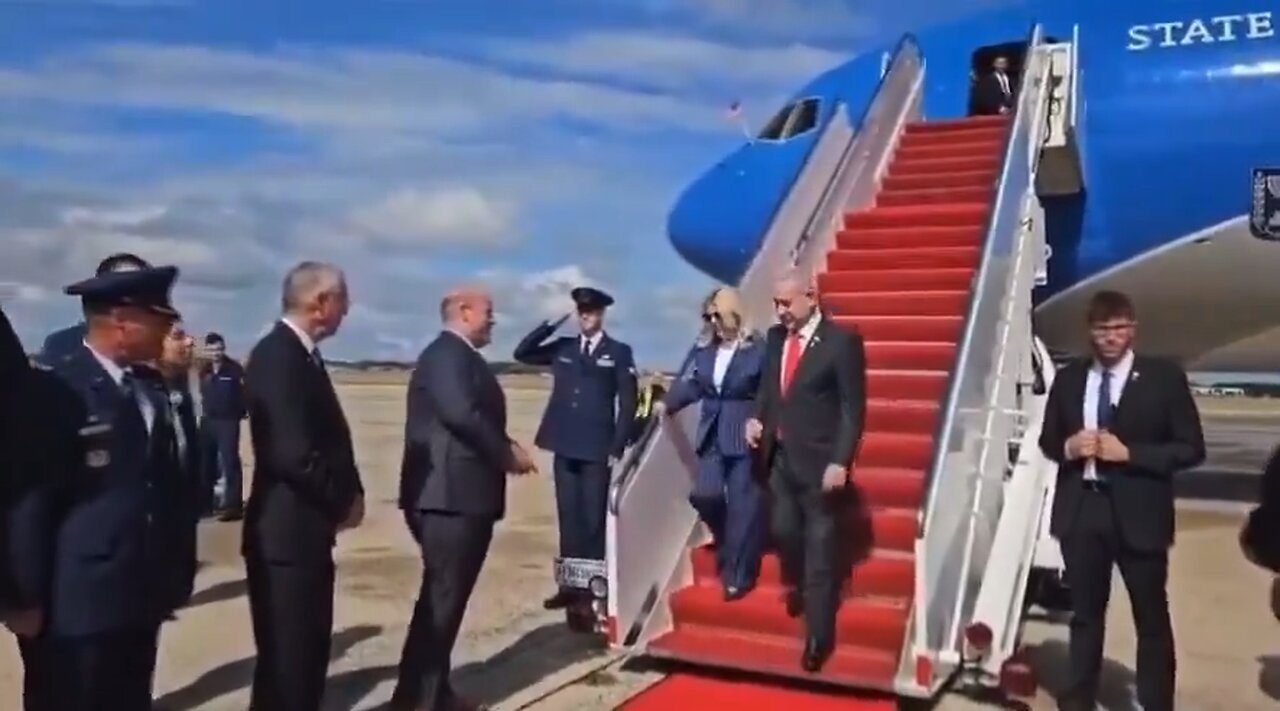 Israeli PM lands in the U.S. and neither Joe Biden or Kamala Harris was there to greet them