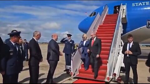 Israeli PM lands in the U.S. and neither Joe Biden or Kamala Harris was there to greet them