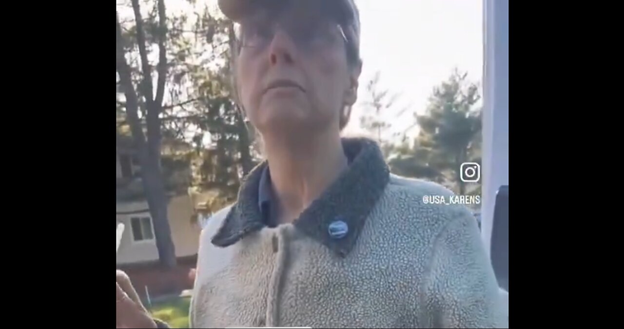 Woman Confronts Man & Tries To Make Him Prove He Lives In Neighborhood