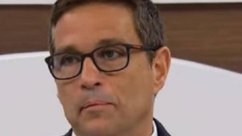 Obrigado Campos Neto pelo seu trabalho... se a esquerda tá batendo em ti é pq está salvando Brasil!