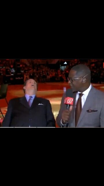 Rod Stewart's Son, Age 11, Thought to Have Heart Attack