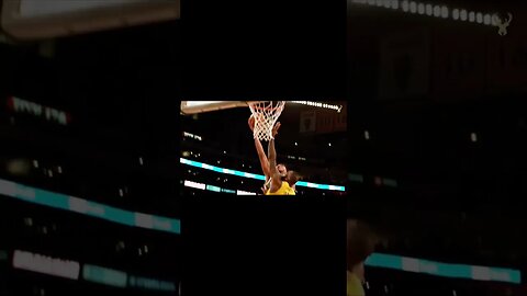 Giannis against the Lakers and Hornets