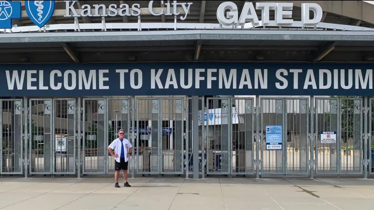 Doctor walks to every major league baseball stadium to raise awareness for frontline workers