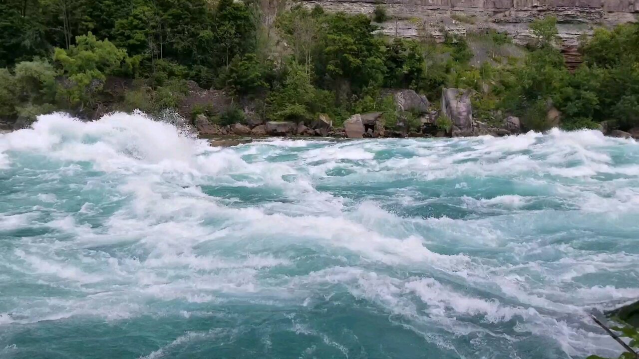 White Water WalkNiagra - Niagara River’s white-water rapids