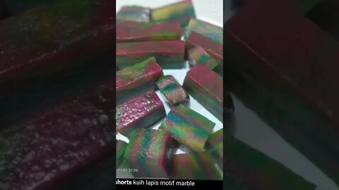 #shorts kuih lapis corak motif marble