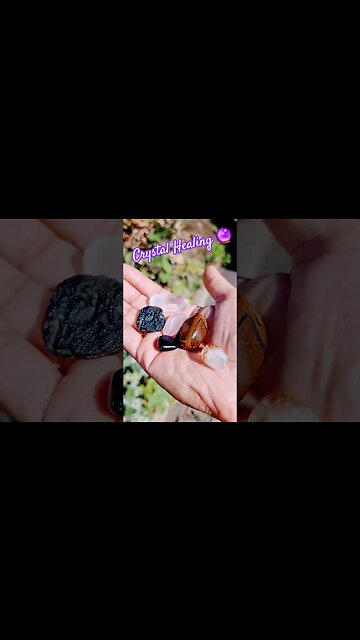 Crystal Healing 🔮 #moldavite #rosequartz #quartz #obsidian #tigerseye #citrine #crystalhealing