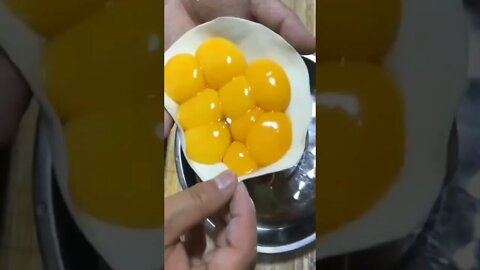 Folding in Egg Yolks