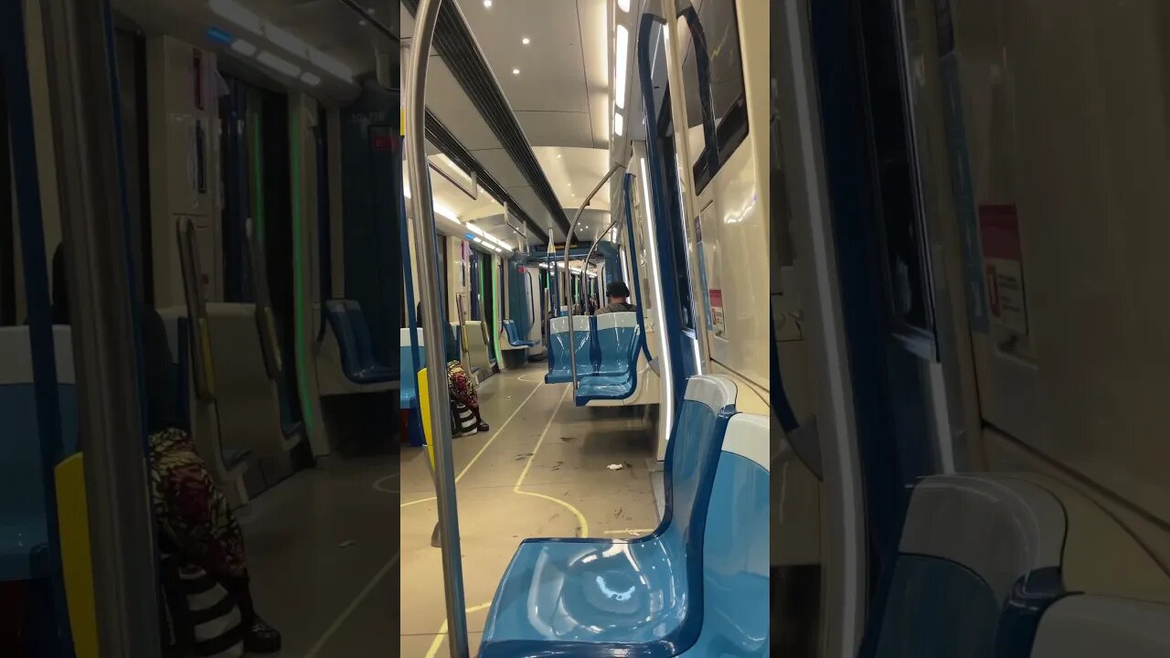 Super Clean Montréal metro #montreal #viralvideo #traintravel #travel