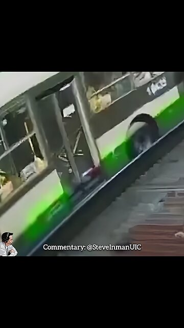 A thief in São Paulo, Brazil gets hit by a bus after snatching a phone from an elderly man