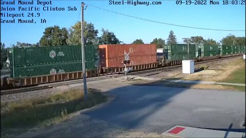 BNSF 6075 25th Anniversary Leading WB Intermodal at Grand Mound, IA on 9-19-22 #steelhighway