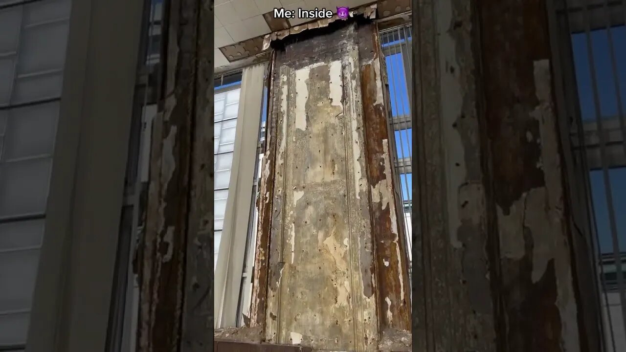 Abandoned Courthouse in Joliet, Illinois