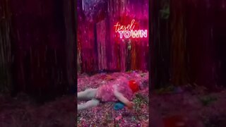 Get This Tinsel Off Me