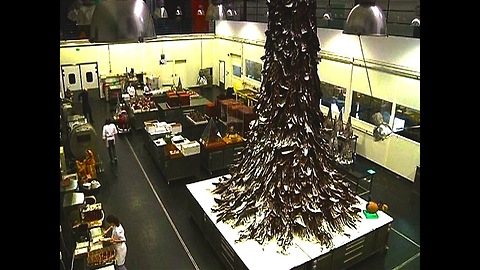 4-Ton Chocolate Christmas Tree