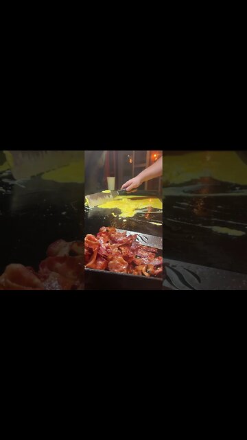 Cooking 18 Eggs on the Blackstone griddle - How to cook Eggs #blackstone