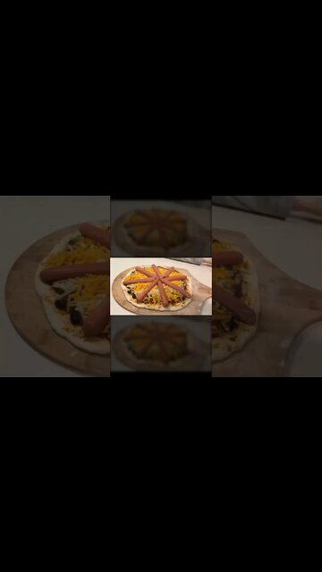 A Chili Cheese Dog Pizza | WEIRD PIZZA