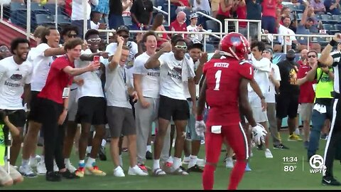 FAU basketball recognized after the first quarter of FAU game