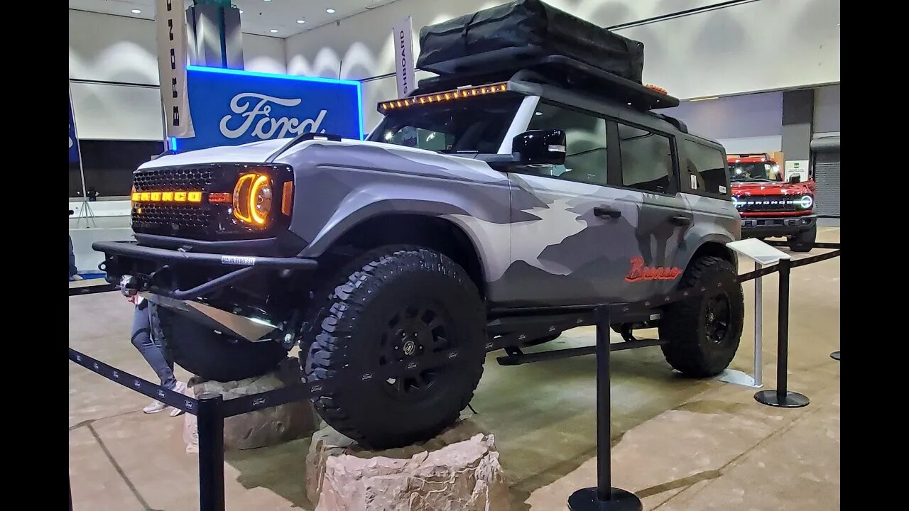 2023 Ford Bronco walk around from the LA Auto Show