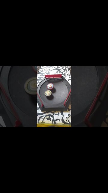 batalha de beyblade fafnir vs spriggan (essa batalha foi rapida🔥😎🤫)