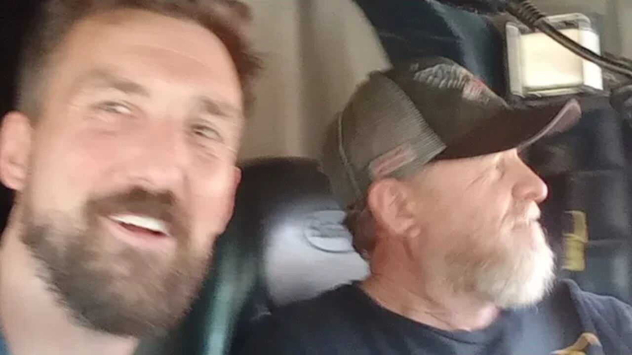 Trucking For FREEDOM with People's Convoy Driver Terry (TNT)