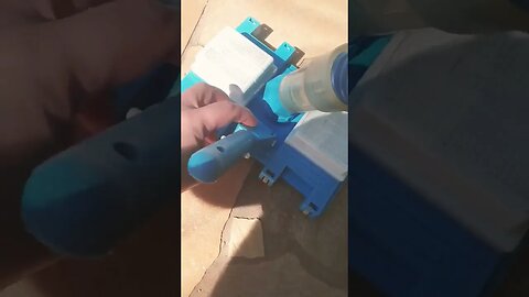 Qual é o melhor pino para travar o carrinho aspirador da piscina no cabo telescópico... recomento !