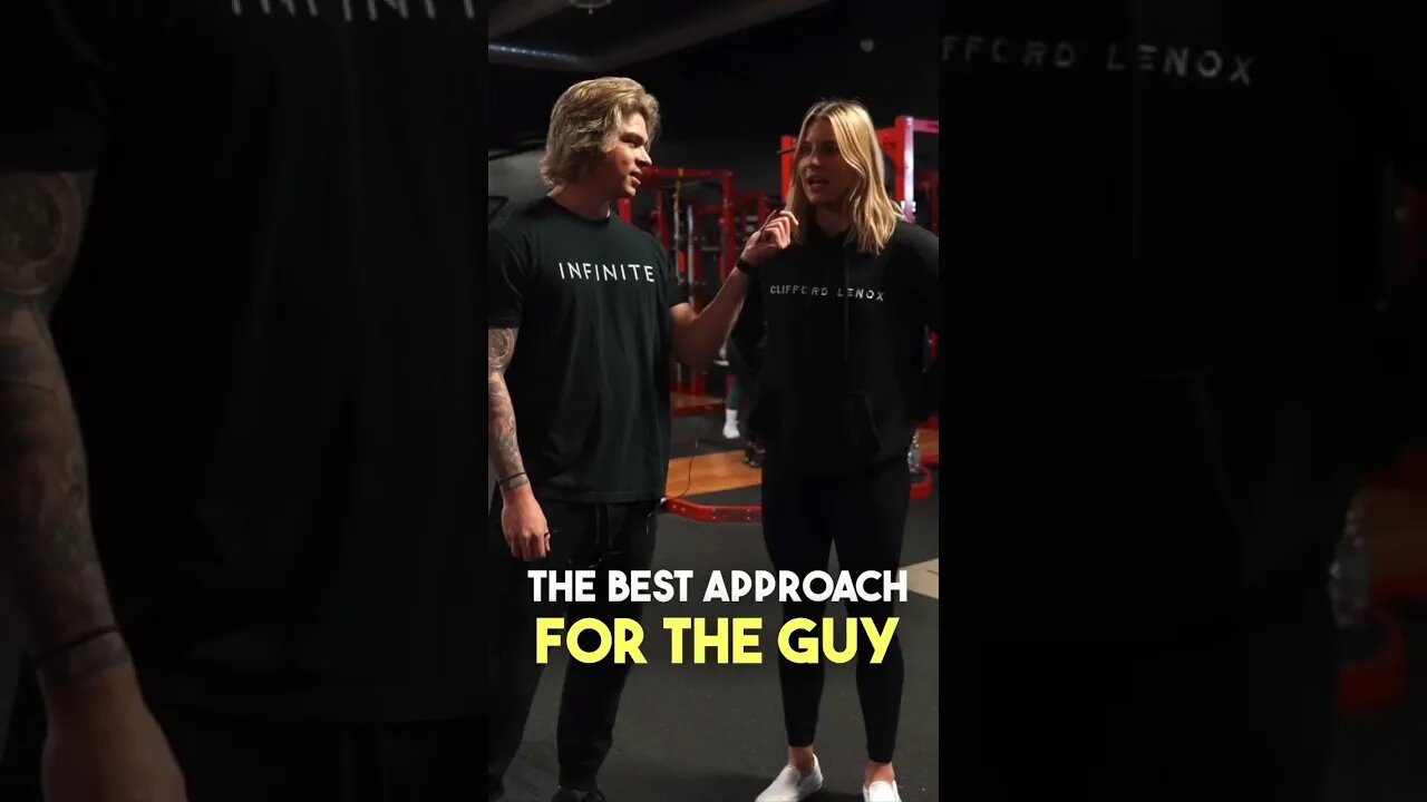 How to slide into a girl’s dms #fitgirl #gymcrush #gymgirl #gymshorts #shorts