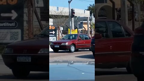 PEUGEOT 405
