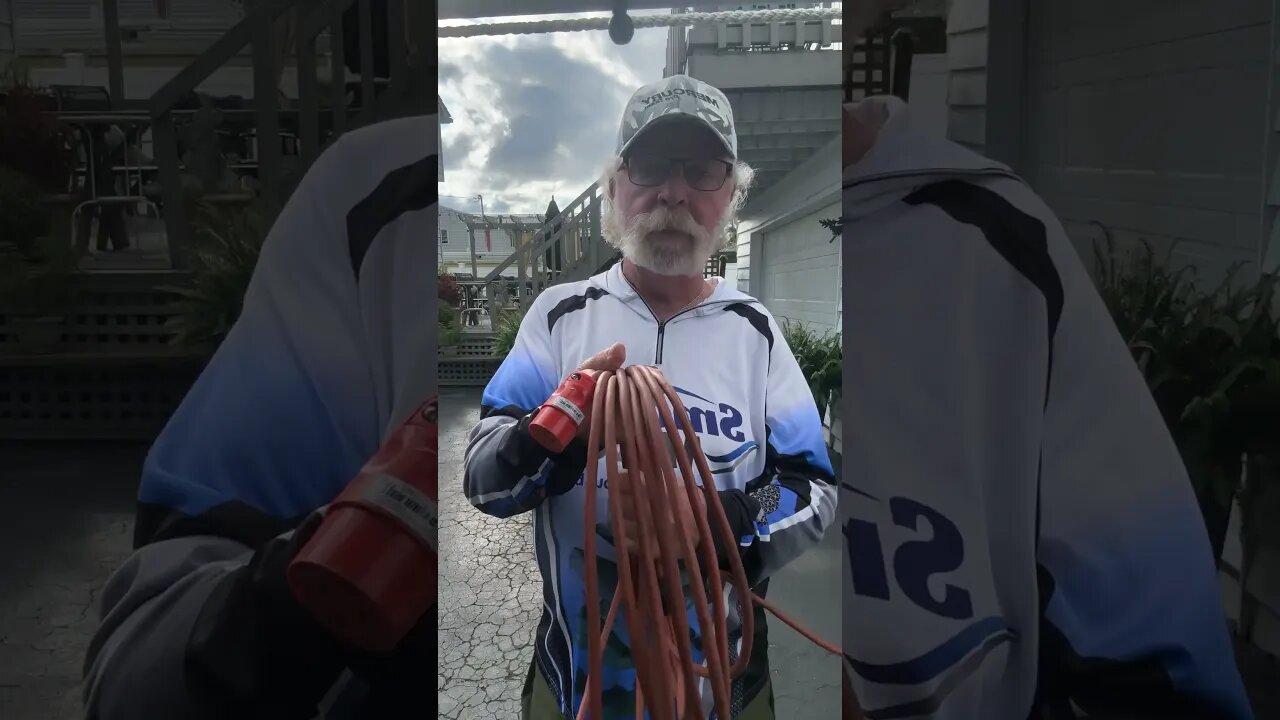 Wrapping an extension cord the right way #fishing #fishingmethods