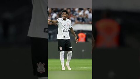 DEPOIS DE XINGADO, GIL MARCA GOL HISTORICO E MARCA SEU NOME NA HISTÓRIA DO CORINTHIANS