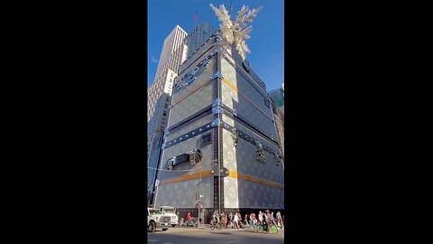 Louis Vuitton Flagship Building Transforms Into Massive 'Luggage' Installation