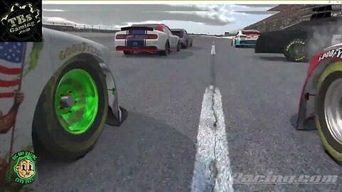 Almost got cought in it #iracing #simracing #bigboyracing #nascar #closecall