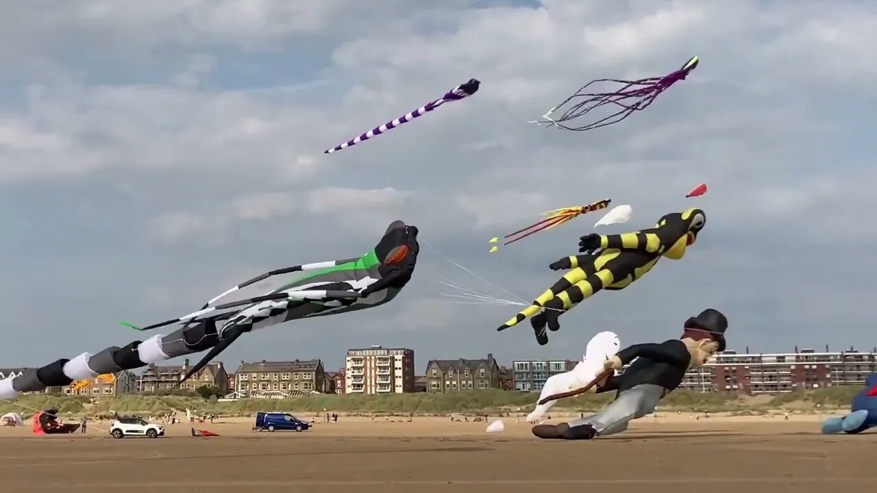 St. Annes International Kite Festival, September