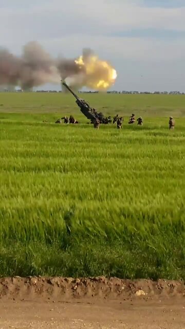 ★★★ M777 Howitzer in Action in Ukraine
