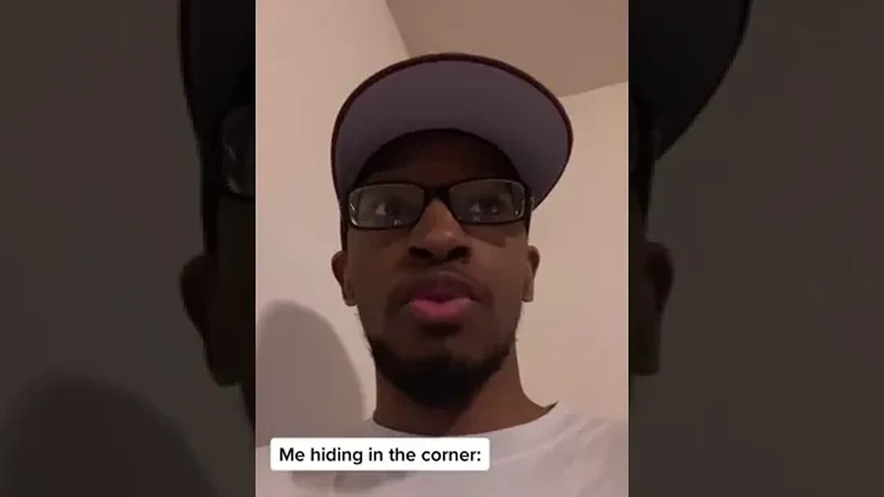 WHEN YOU SCARED OF YOUR PET! 😂😂😂
