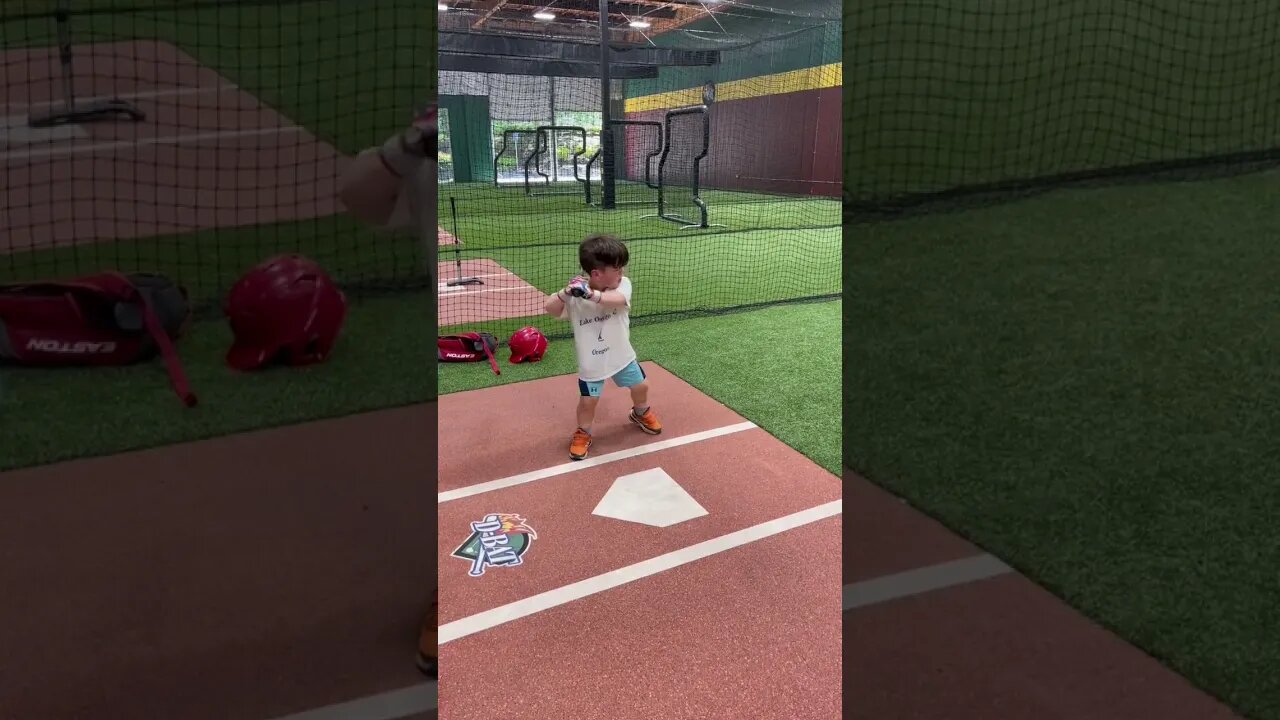 Batting practice 🧢⚾️#shorts