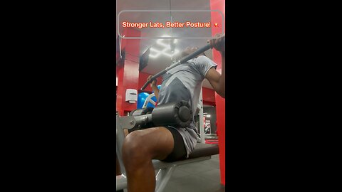 Lat Pulldown Showdown: Mastering Back Gains!